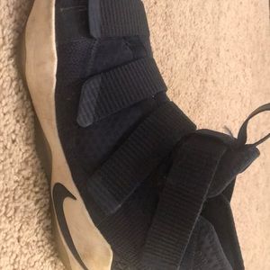 Lebron Soldier Xl Blue/White